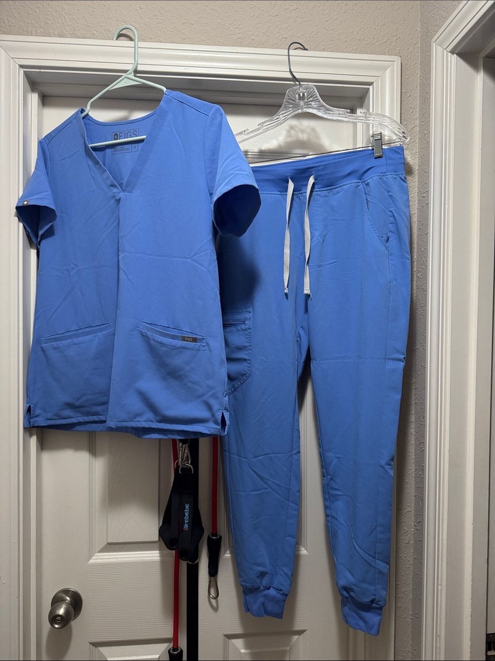 Figs Women’s Blue Scrub Set with Jogger Pants